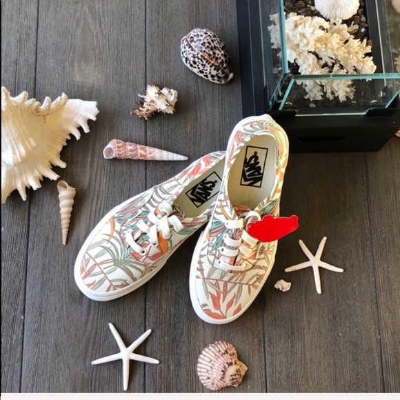 🌼🌴VANS🌴🌼 - Picture 5 of 8